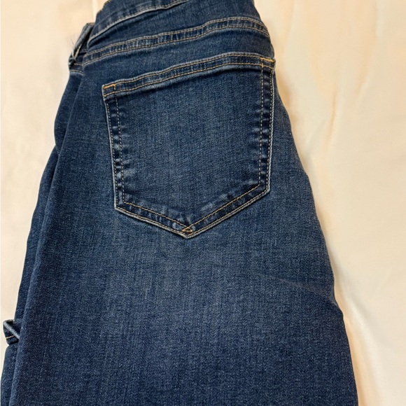 GAP Mid Rise Baby Boot Jeans - Picture 7 of 7